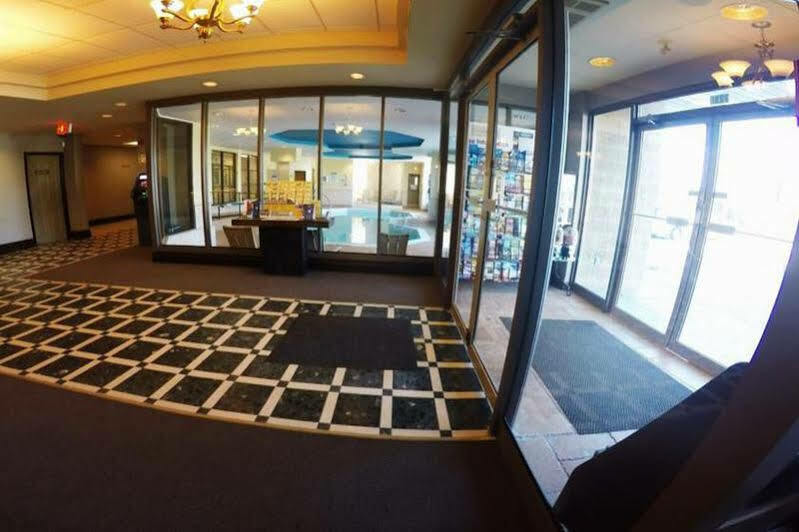 Days Inn By Wyndham Niagara Falls Lundys Lane Cataratas do Niágara Exterior foto